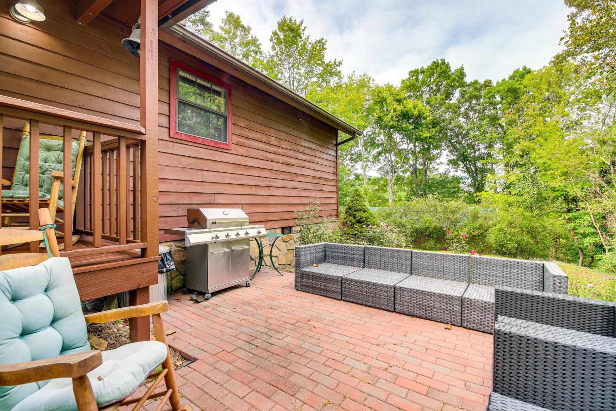 Pet-Friendly Sevierville Rental With Private Hot Tub Eksteriør bilde