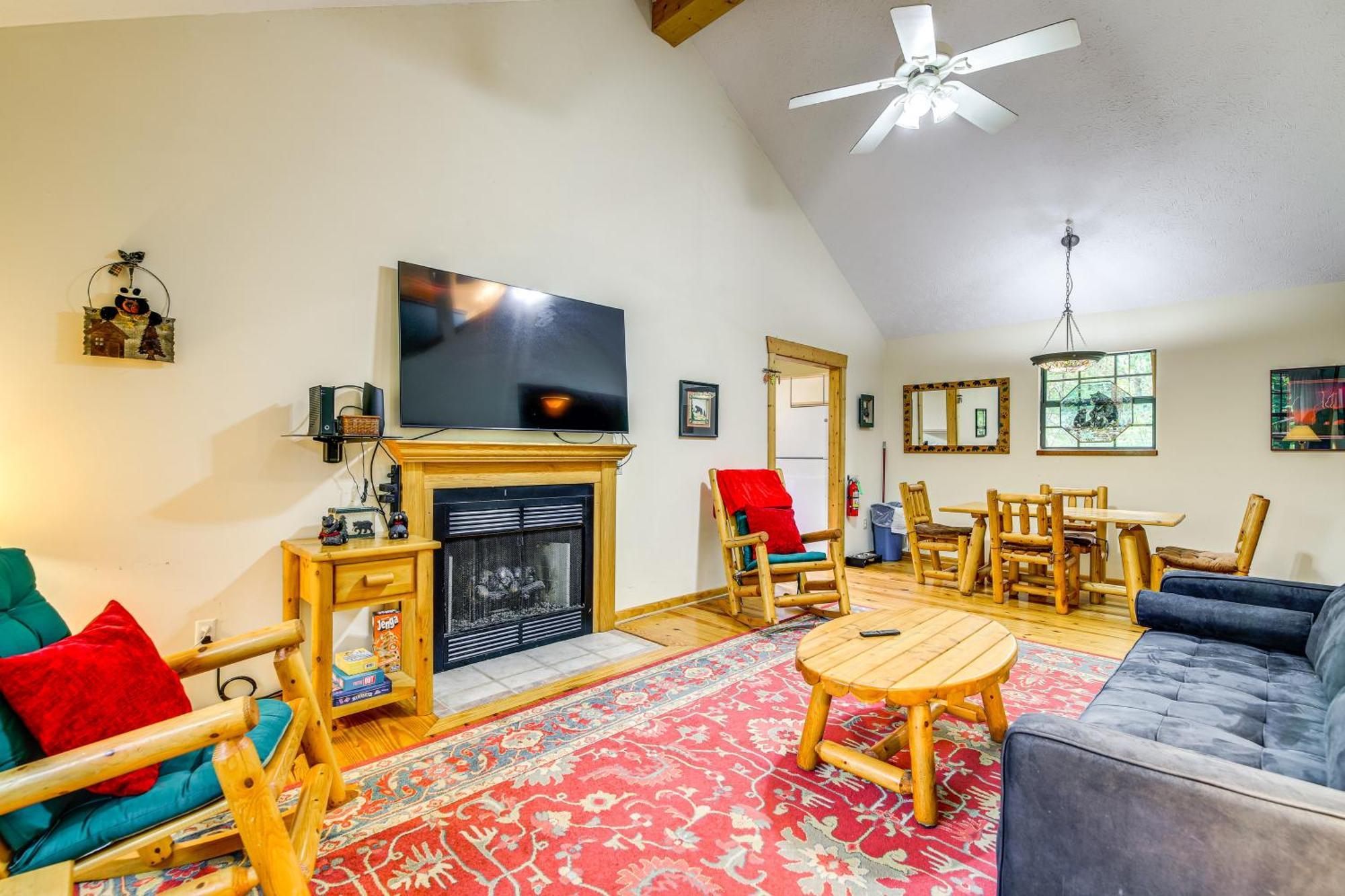 Pet-Friendly Sevierville Rental With Private Hot Tub Eksteriør bilde